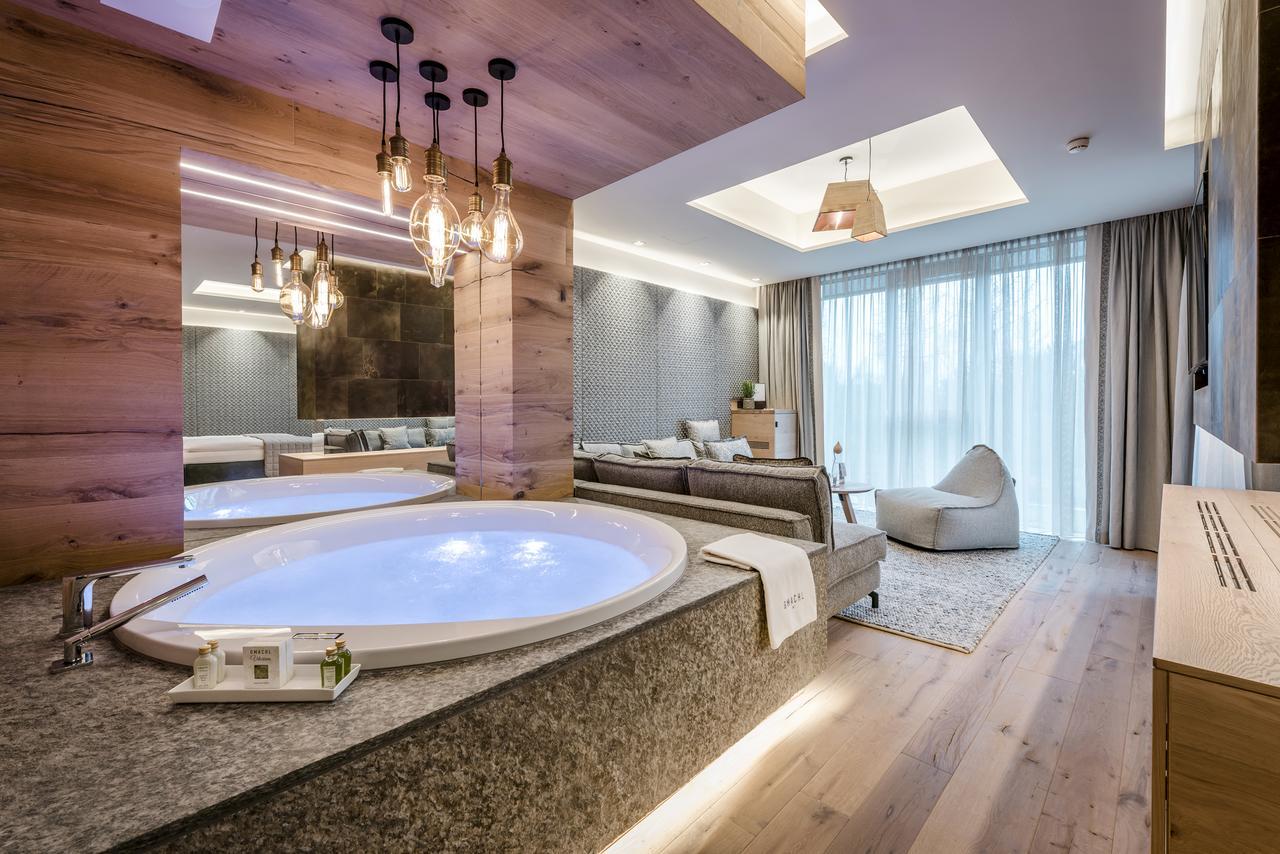 Genussdorf Gmachl - Hotel & Spa Bergheim Zewnętrze zdjęcie